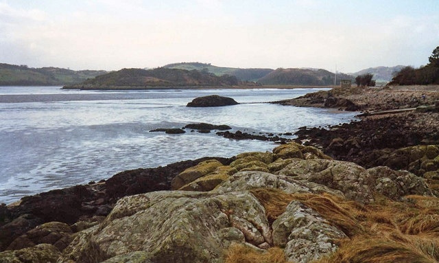 Rough Firth foreshore Looking north-west to Glen Isle and Isle Point.