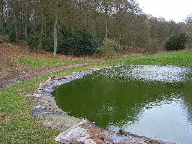 Photo "Downley" by Andrew Smith (CC BY-SA) / Cropped from original