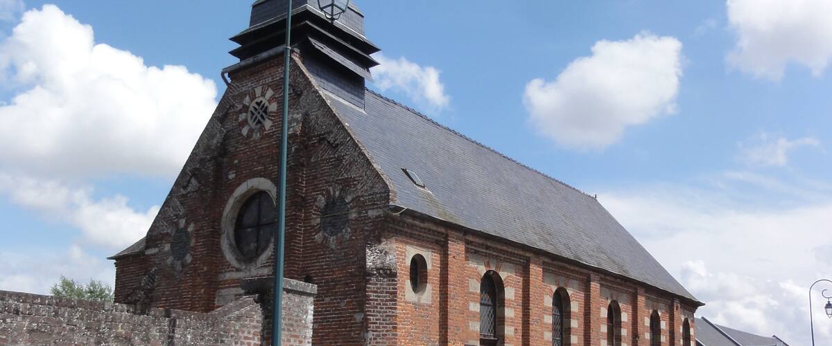 Aubigny-aux-Kaisnes (Aisne) église Saint-Nicolas