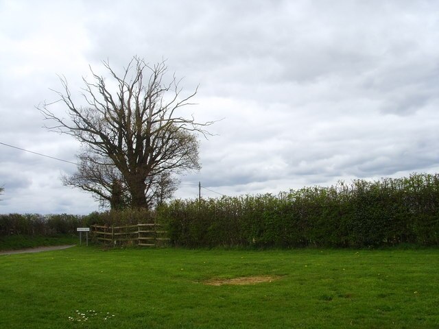 "Ryton"-foto av A Holmes (CC BY-SA) / Urklipp från original