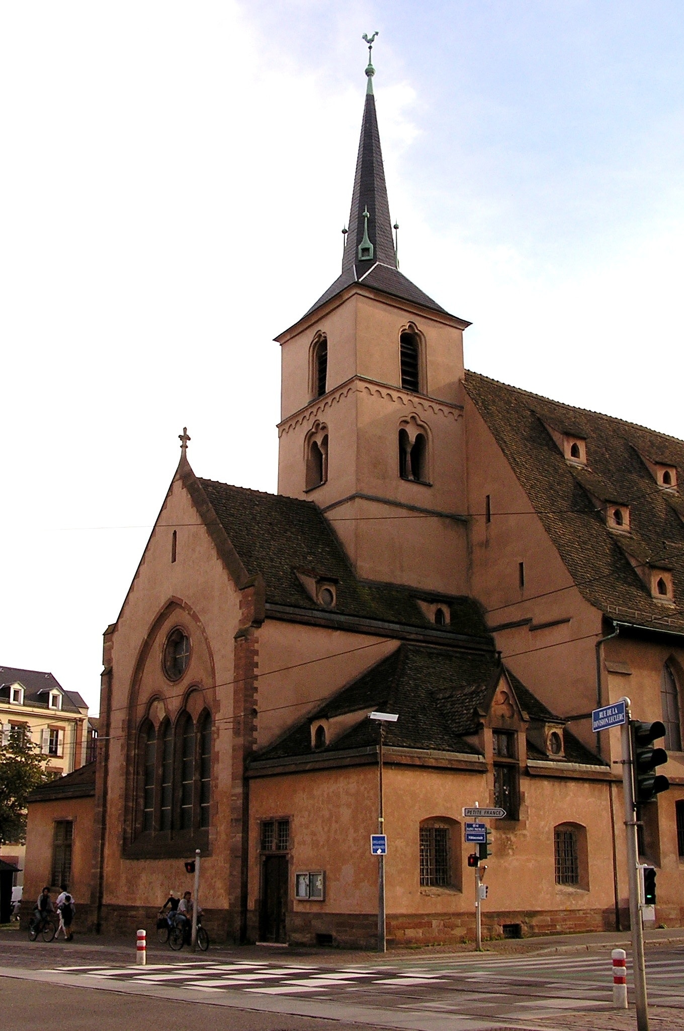 Église SaintNicolas, FRA locations de vacances Abritel