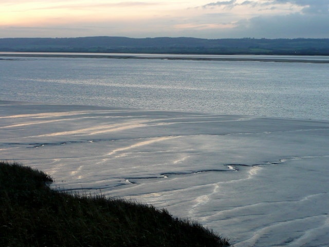 Photo "Ham and Stone" by Graham Horn (CC BY-SA) / Cropped from original