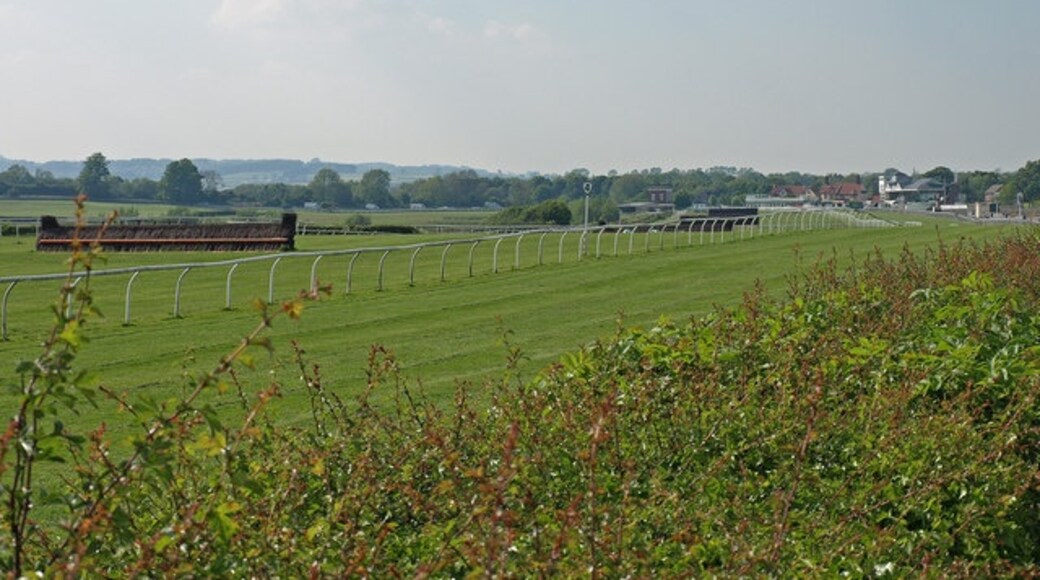 Photo "Catterick" by wfmillar (CC BY-SA) / Cropped from original