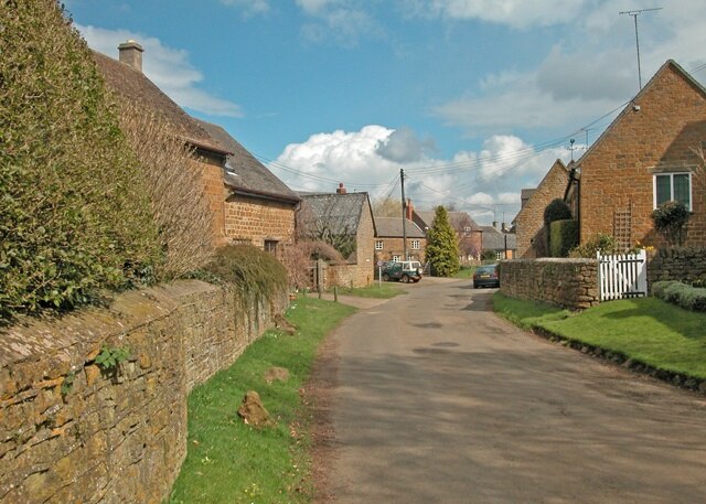 Foto „South Newington“ von Dennis Turner (CC BY-SA)/zugeschnittenes Original