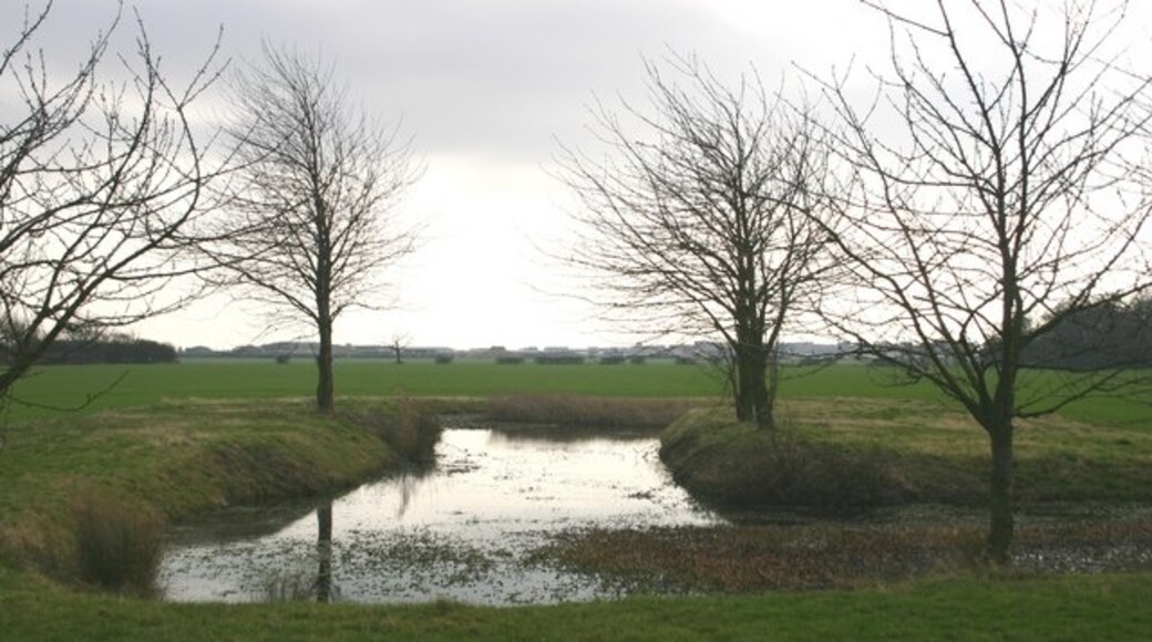 Photo "Alconbury Weston" by Shaun Ferguson (CC BY-SA) / Cropped from original