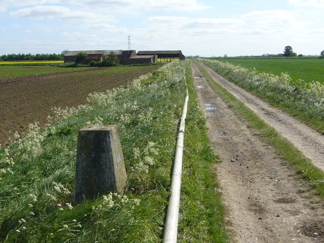 "Little Hale"-foto av Iain Macaulay (CC BY-SA) / Urklipp från original