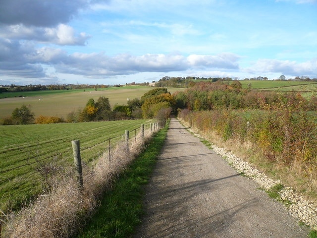 Tom Hulatt Mile and View towards Cocktop