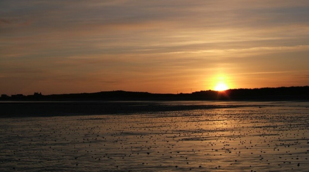 Foto "Tràigh Mhòr" por F Leask (CC BY-SA) / Recortada de la original