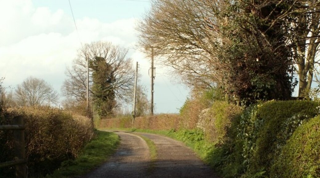 Kuva ”High Easter” käyttäjältä Robert Edwards (CC BY-SA) / rajattu alkuperäisestä kuvasta