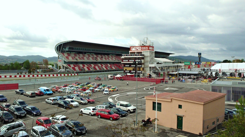 Foto "Circuito di Catalogna" di Alberto-g-rovi (CC BY-SA) / Ritaglio dell’originale