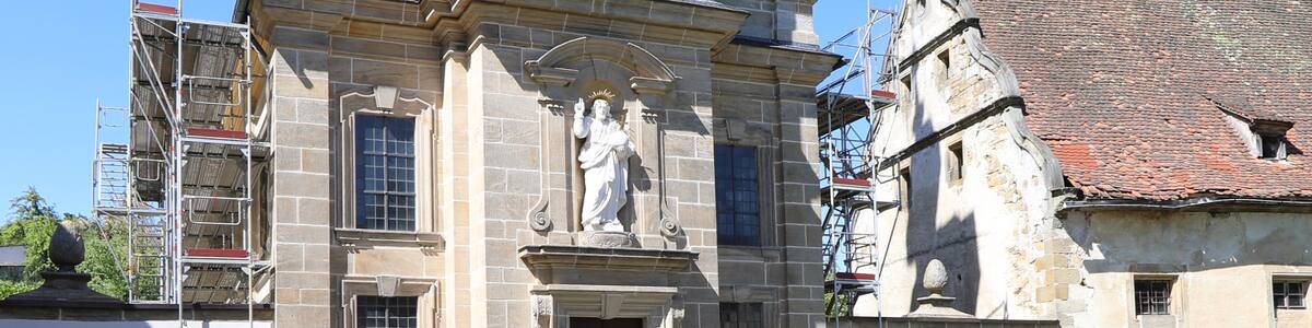 Photo "Gereuth, St. Philippus" by Störfix (Creative Commons Attribution-Share Alike 3.0 de) / Cropped from original