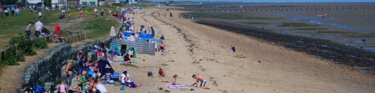 Photo "East Beach The beach at Shoeburyness." by william (Creative Commons Attribution-Share Alike 2.0) / Cropped from original
