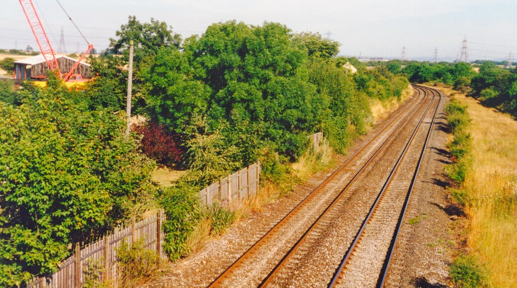 Photo "Carlton" by Ben Brooksbank (CC BY-SA) / Cropped from original