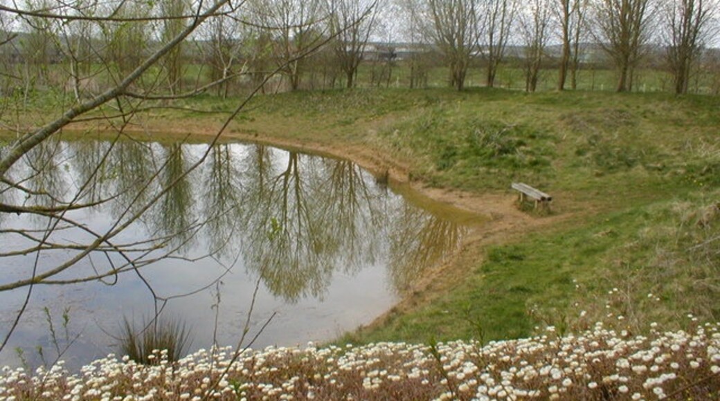 Photo "Aislaby" by Doreen Laycock (CC BY-SA) / Cropped from original