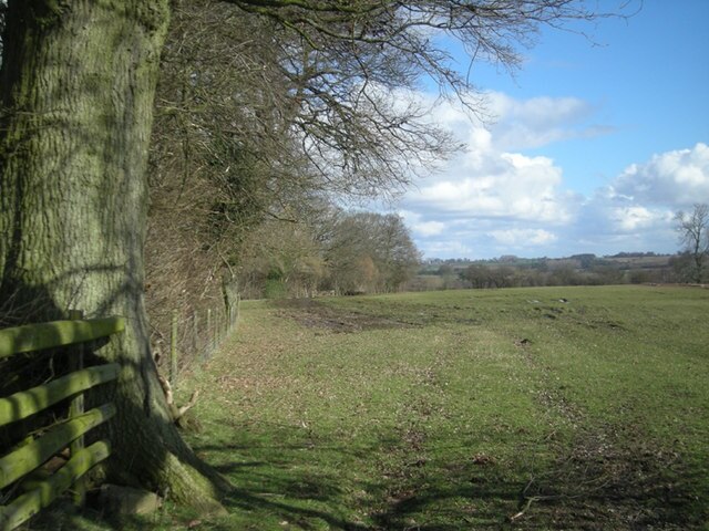 Kuva ”Aston Botterell” käyttäjältä Row17 (CC BY-SA) / rajattu alkuperäisestä kuvasta