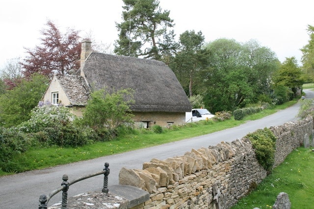 Photo "Bagendon" by andrew auger (CC BY-SA) / Cropped from original