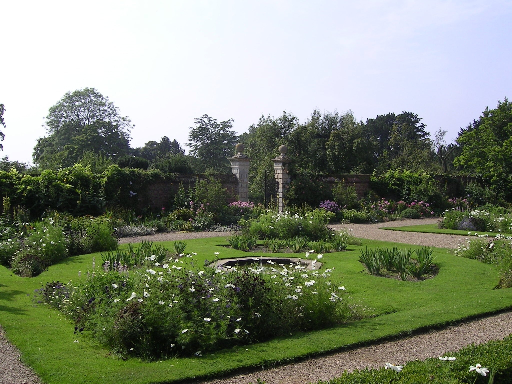 Foto "Doddington e Whisby" de PJMarriott (CC BY) / Recortada do original