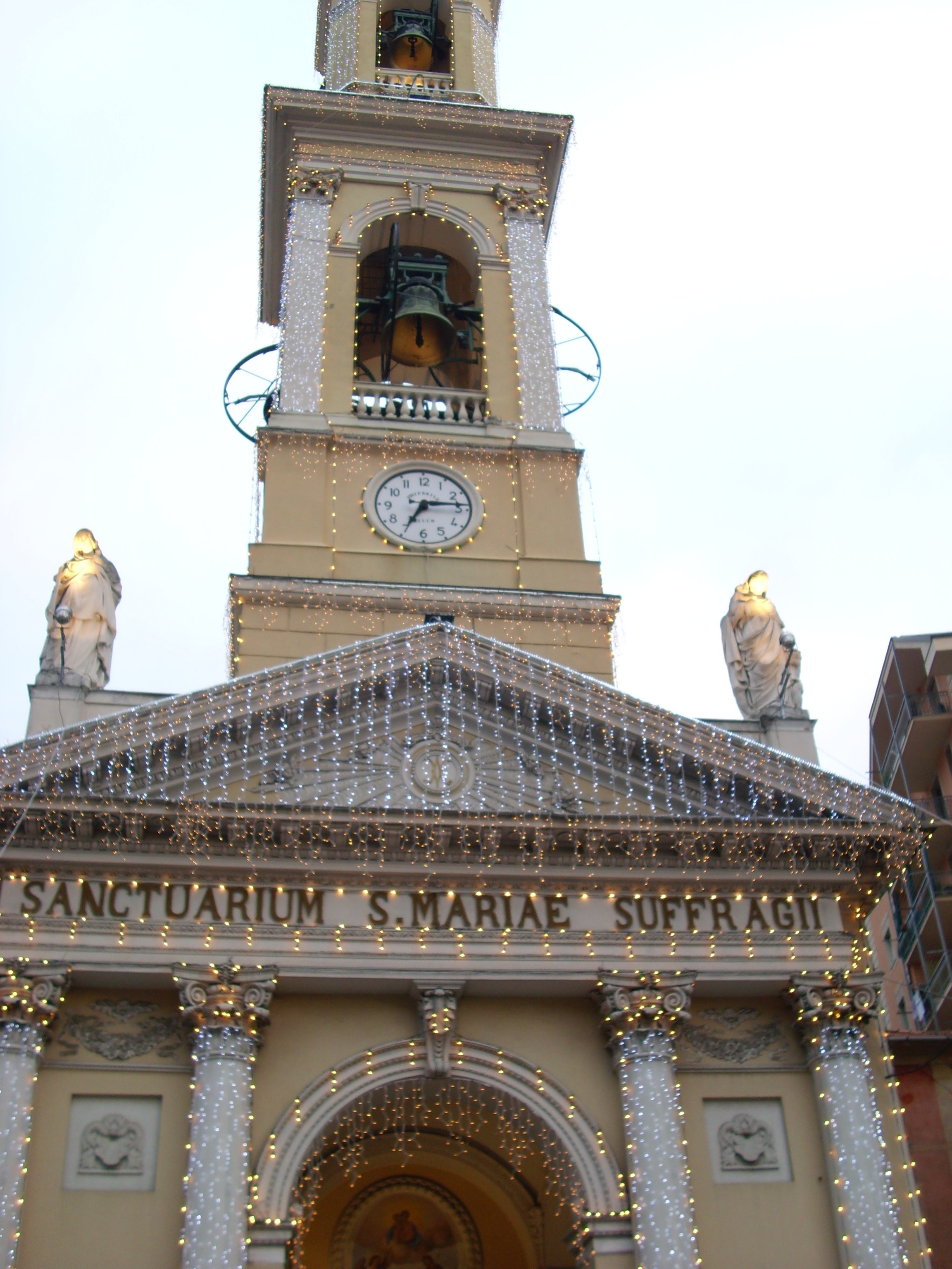 照片“雷科” 拍摄者：Alessio Sbarbaro（CC BY-SA）原片经过裁剪