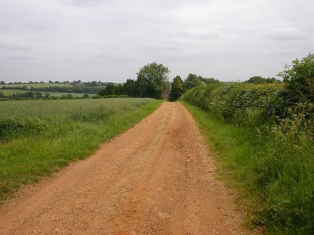 "Aston le Walls"-foto av Ian Rob (CC BY-SA) / Urklipp från original