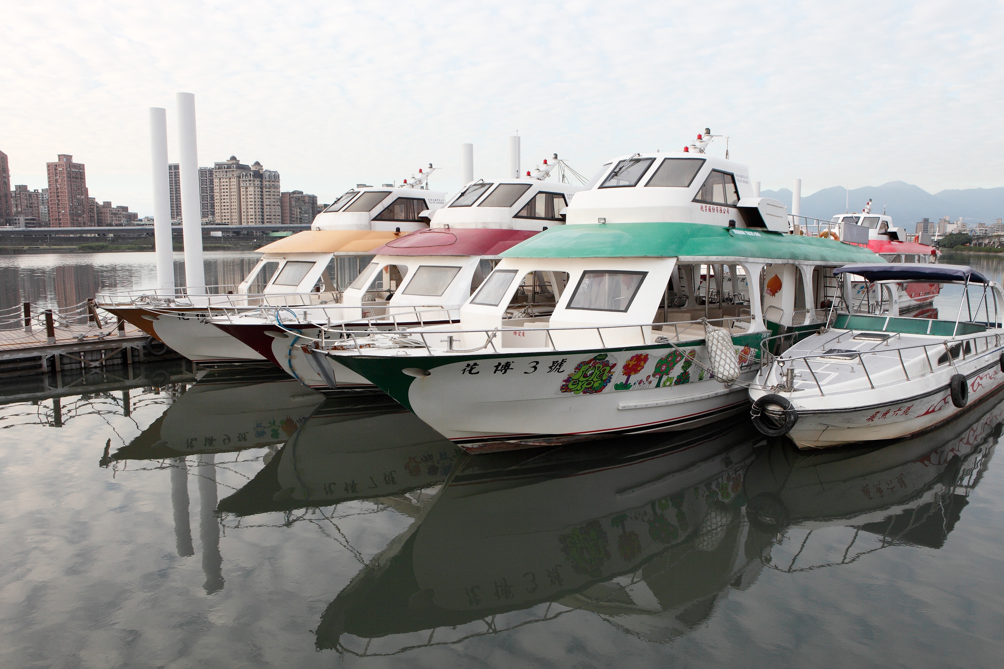 Foto ‘Dadaocheng-pier’ van MiNe (CC BY) / bijgesneden versie van origineel
