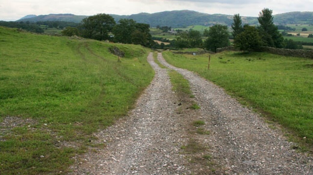 Kuva ”Broughton East” käyttäjältä Kate Jewell (CC BY-SA) / rajattu alkuperäisestä kuvasta