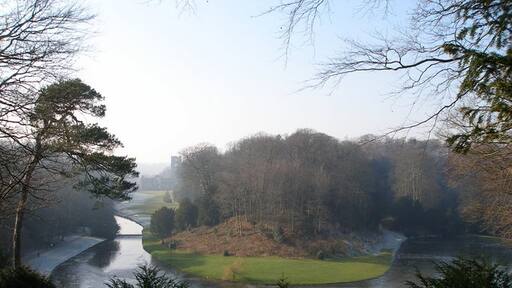 Photo "Markington with Wallerthwaite" by Carol Rose (CC BY-SA) / Cropped from original