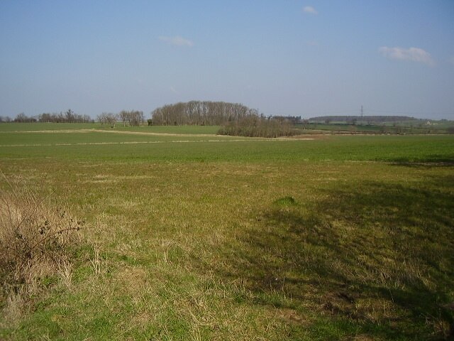 Foto “Little Gidding” tomada por Ken Brockway (CC BY-SA); recorte de la original