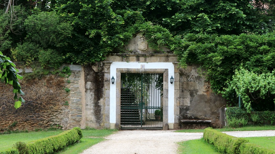Portal de entrada ao Pazo de Orto. Orto de Arriba, Orto, Abegondo.