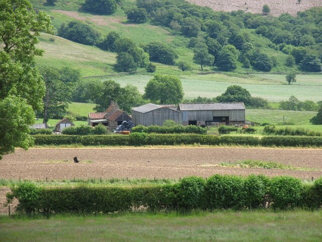 "Neder Silton"-foto av David Rogers (CC BY-SA) / Urklipp från original