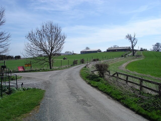 Ảnh "Appleton Đông và Tây" của Frank Glover (CC BY-SA) / Cắt từ ảnh gốc