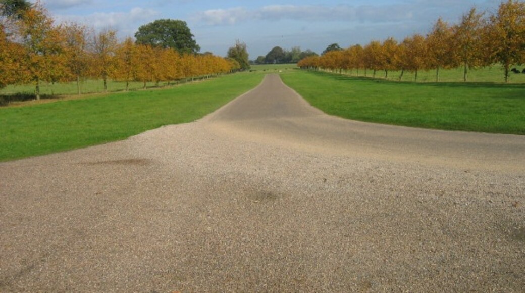 Foto “Beningbrough” tomada por Les Hull (CC BY-SA); recorte de la original