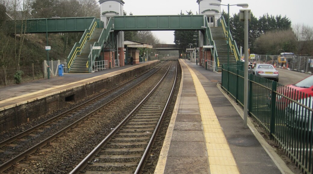 Photo "Llandaff North" by Nigel Thompson (CC BY-SA) / Cropped from original