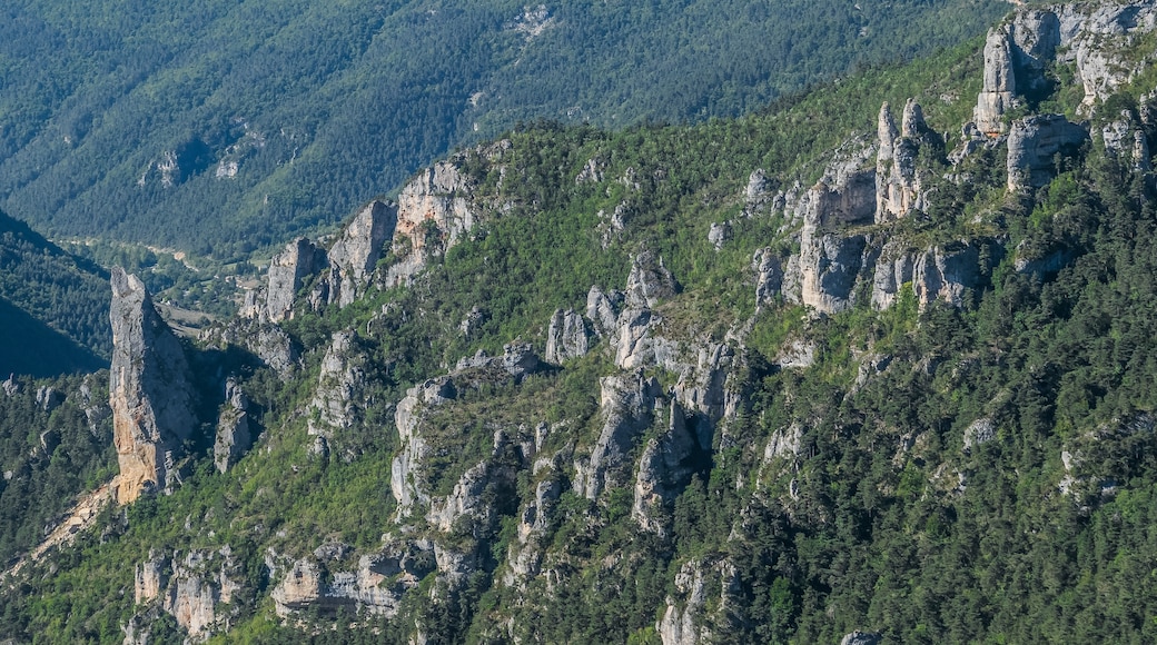 « Massegros Causses Gorges», photo de Tournasol7 (CC BY-SA) / rognée de l’originale
