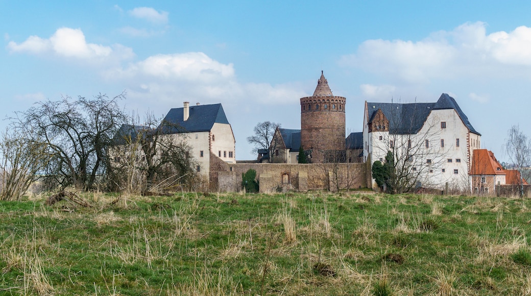 "Burg Mildenstein"-foto av Radler59 (CC BY-SA) / Urklipp från original