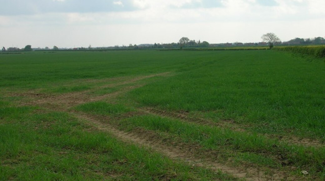 Foto “Skerne y Wansford” tomada por JThomas (CC BY-SA); recorte de la original