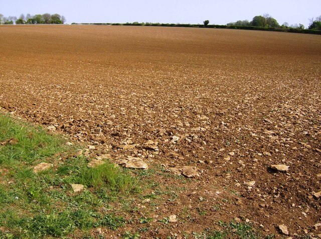 Photo "Cherington" by Graham Horn (CC BY-SA) / Cropped from original