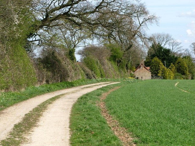 "Sutton med Howgrave"-foto av David Rogers (CC BY-SA) / Urklipp från original