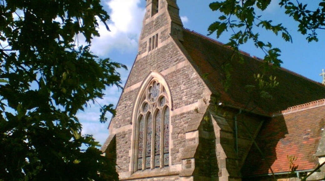 Foto “Cookhill” tomada por Dominic Cropper (CC BY-SA); recorte de la original