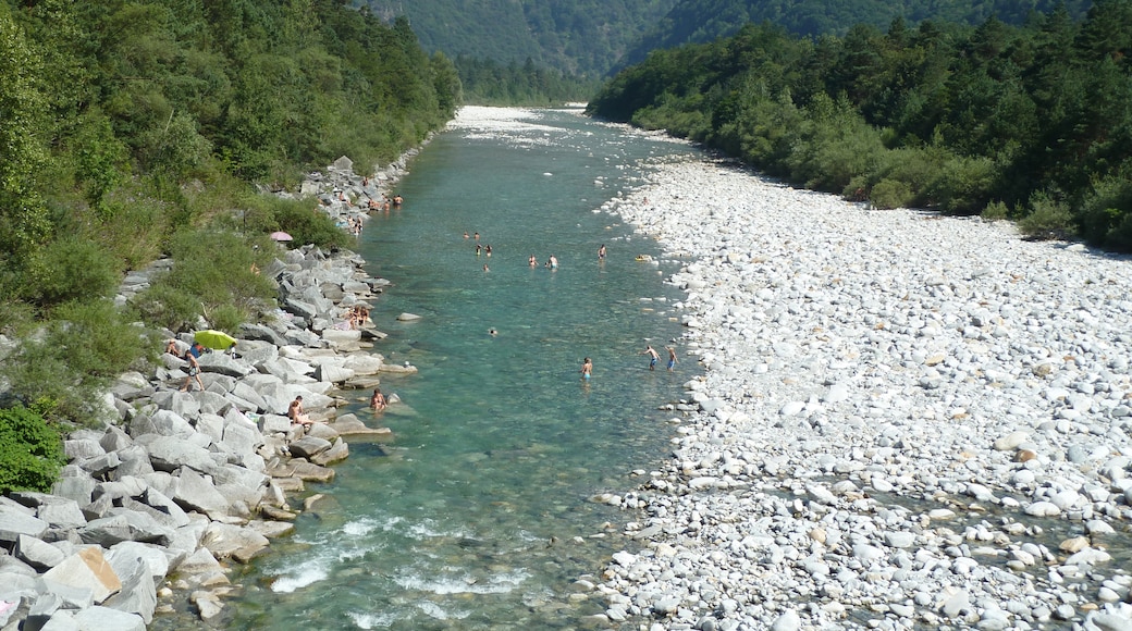 Photo "Maggia" by Soleincitta (CC BY-SA) / Cropped from original