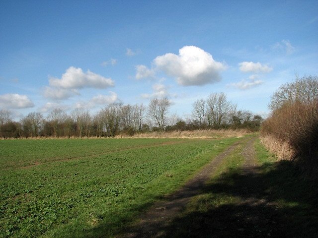 Kuva ”Ovington” käyttäjältä Evelyn Simak (CC BY-SA) / rajattu alkuperäisestä kuvasta