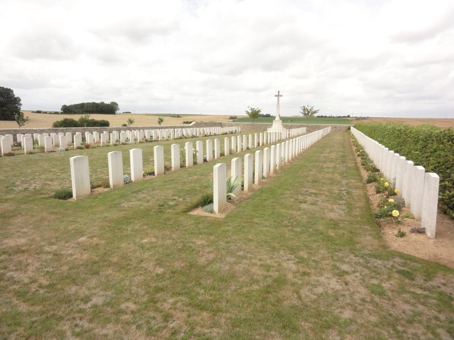 Millencourt (Somme) Communal cemetery extension