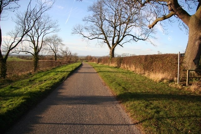 Skinnand Lane Looking west towards Wellingore Low Fields