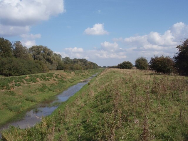 "West Deeping"-foto av Jay Haywood (CC BY-SA) / Urklipp från original