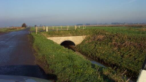 Photo "Parson Drove" by Jonathan Billinger (CC BY-SA) / Cropped from original