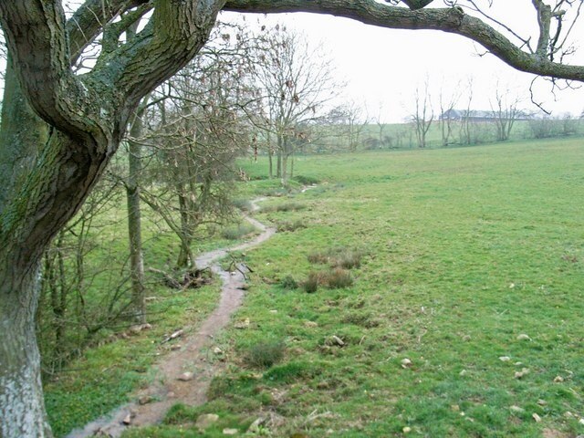 Kuva ”Barrington” käyttäjältä David Luther Thomas (CC BY-SA) / rajattu alkuperäisestä kuvasta