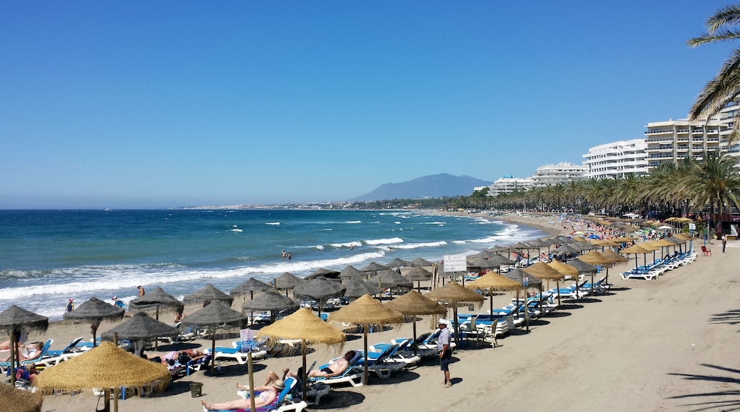 Foto ‘Playa de la Fontanilla’ van big-ashb (CC BY) / bijgesneden versie van origineel