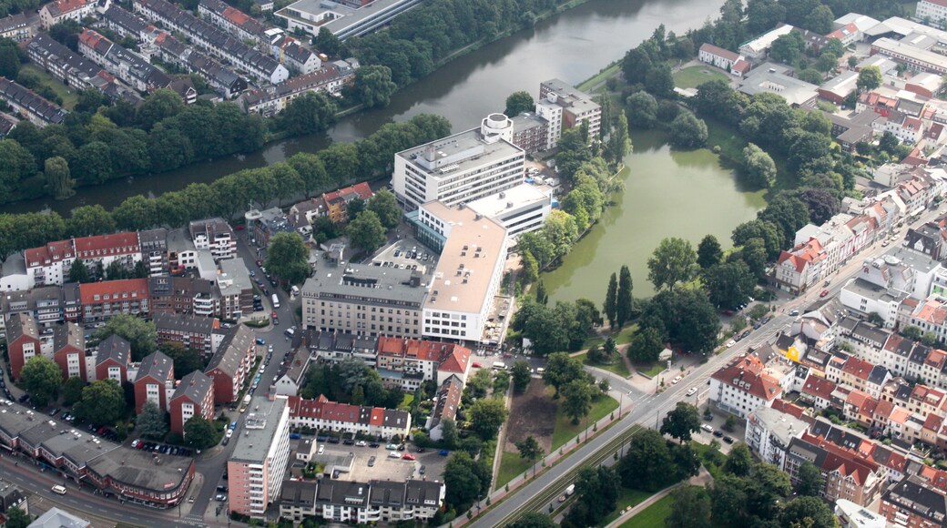 Photo "Alte Neustadt" by Bin im Garten (CC BY) / Cropped from original