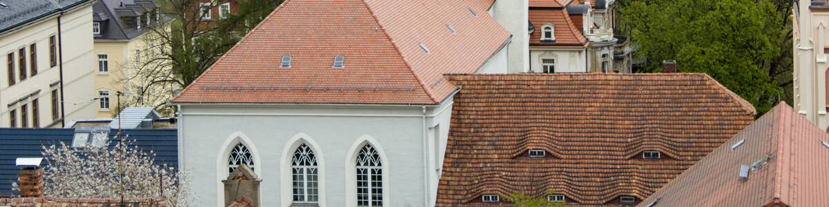 Photo "Johanniskirche Löbau - Vom Rathausturm" by undefined (Creative Commons Zero, Public Domain Dedication) / Cropped from original