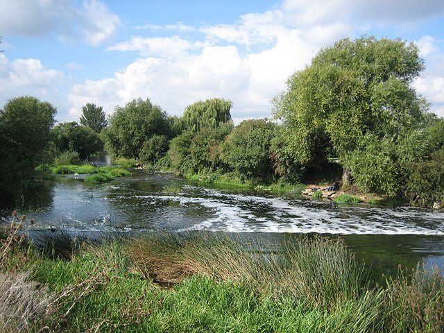 "North and Middle Littleton"-foto av Dave Bushell (CC BY-SA) / Urklipp från original
