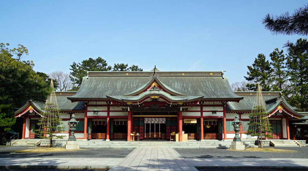 « Sanctuaire Kehi Jingū Shrine», photo de 663highland (CC BY) / rognée de l’originale